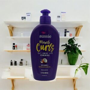 Aussie Miracle Curls Leave-In Detangling Milk Paraben Free 6.7 Oz